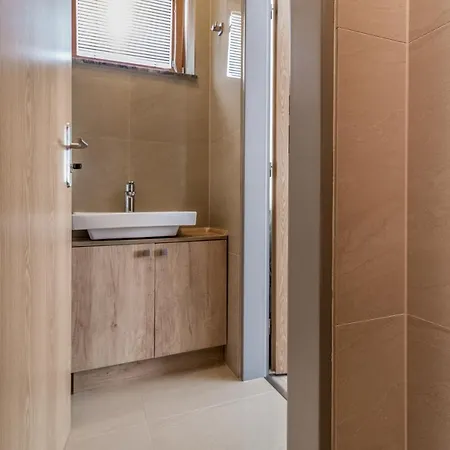 Modern Fully Equipped With Parking Zavadilka 2620 Appartement *
